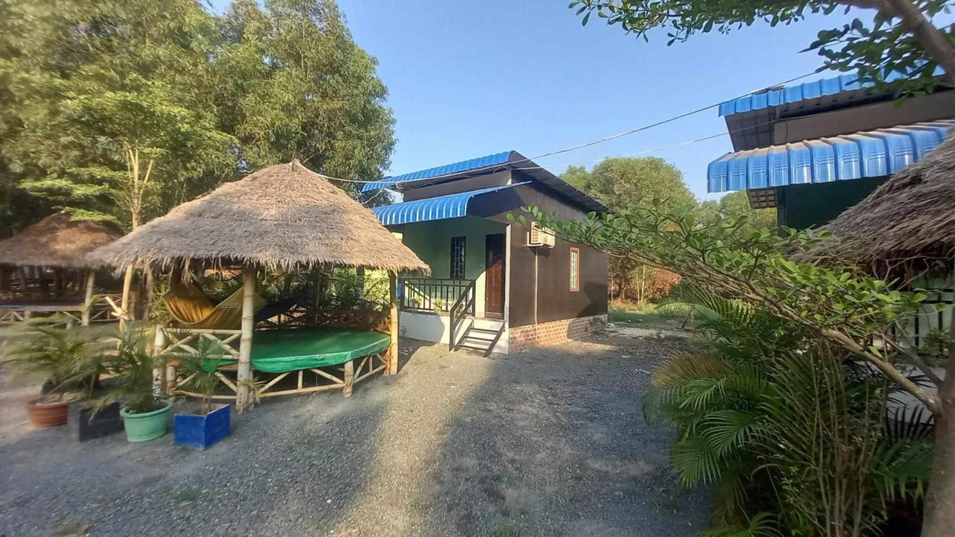 La Plage De Kampot By Lee & Hap Guest House Exteriör bild