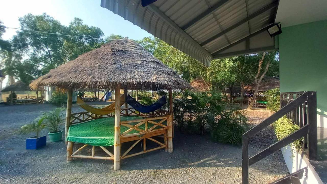 La Plage De Kampot By Lee & Hap Guest House Exteriör bild