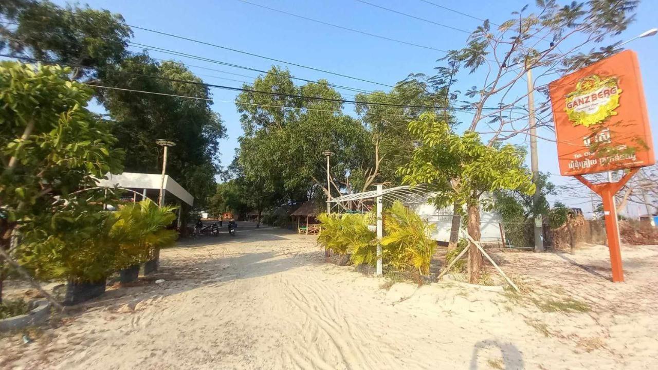 La Plage De Kampot By Lee & Hap Guest House Exteriör bild