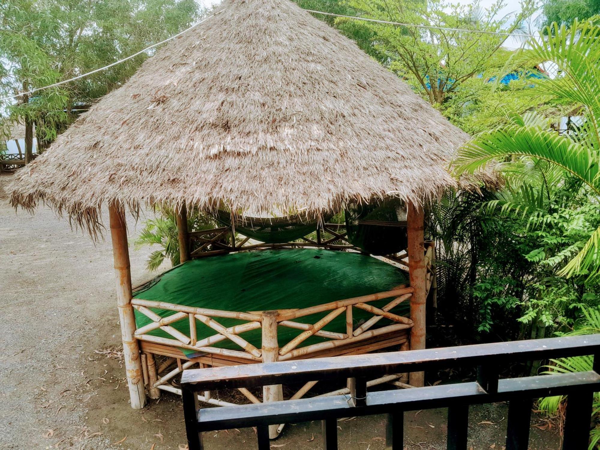 La Plage De Kampot By Lee & Hap Guest House Exteriör bild